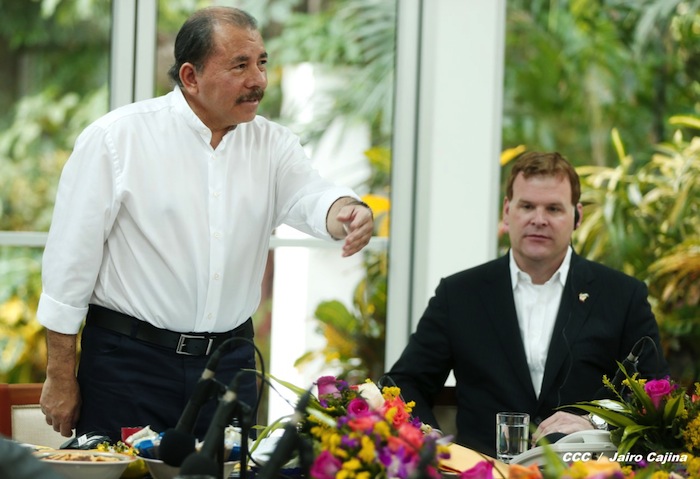 Presidente Daniel se reúne con Canciller de Canadá