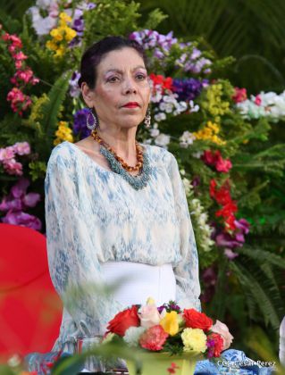 Daniel y Rosario participan del 36 Aniversario de la Fuerza Naval