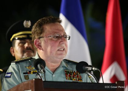 Daniel y Rosario participan del 36 Aniversario de la Fuerza Naval