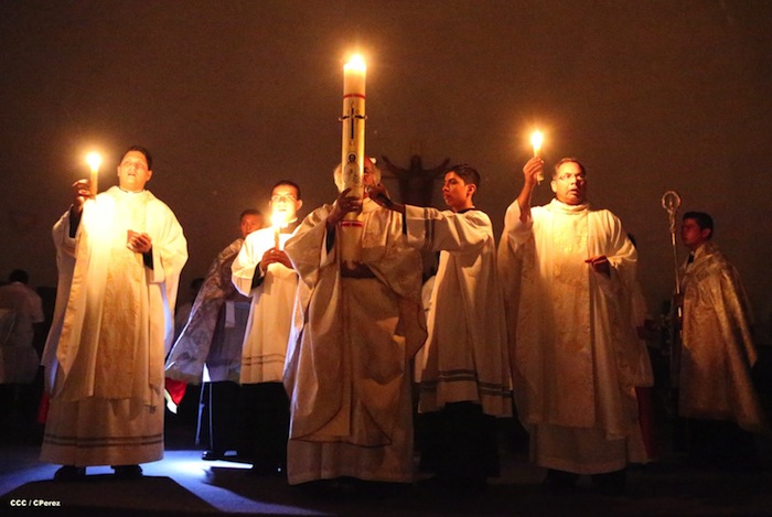 Misa Pascual en Catedral de Managua