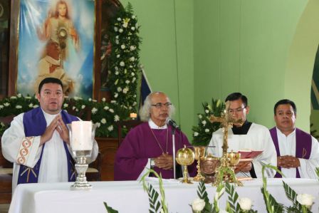 Ofician misa por el V Aniversario de la partida hacia la eternidad del padre Pupiro