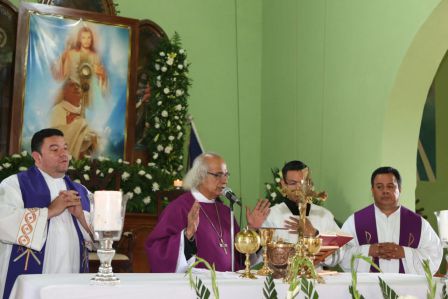 Ofician misa por el V Aniversario de la partida hacia la eternidad del padre Pupiro