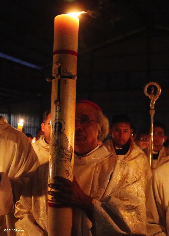Misa Pascual en Catedral de Managua