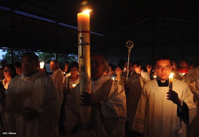 Misa Pascual en Catedral de Managua