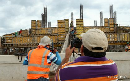 Recorrido por avances del Nuevo Estadio Nacional