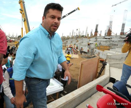 Recorrido por avances del Nuevo Estadio Nacional