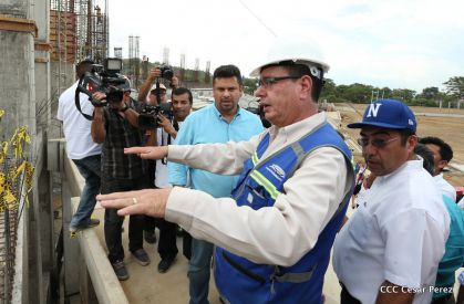 Recorrido por avances del Nuevo Estadio Nacional