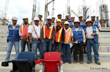 Recorrido por avances del Nuevo Estadio Nacional