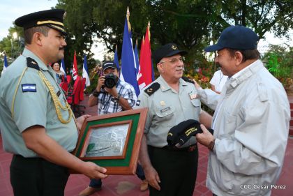 Daniel y Rosario conmemoran 49 aniversario de Pancasán y 37 aniversario del Cuerpo Médico Militar