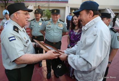 Daniel y Rosario conmemoran 49 aniversario de Pancasán y 37 aniversario del Cuerpo Médico Militar
