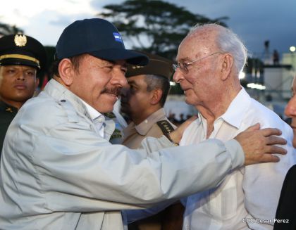 Daniel y Rosario conmemoran 49 aniversario de Pancasán y 37 aniversario del Cuerpo Médico Militar