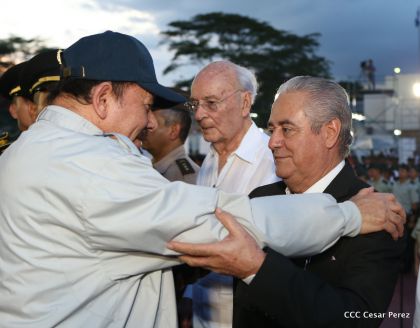 Daniel y Rosario conmemoran 49 aniversario de Pancasán y 37 aniversario del Cuerpo Médico Militar