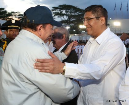 Daniel y Rosario conmemoran 49 aniversario de Pancasán y 37 aniversario del Cuerpo Médico Militar