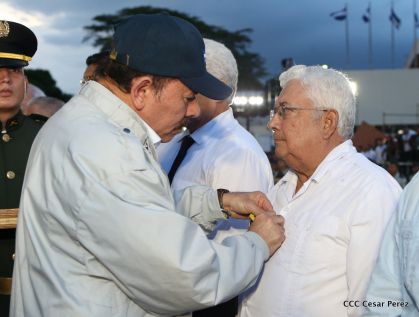 Daniel y Rosario conmemoran 49 aniversario de Pancasán y 37 aniversario del Cuerpo Médico Militar