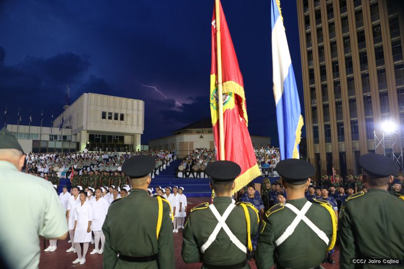 Daniel y Rosario conmemoran 49 aniversario de Pancasán y 37 aniversario del Cuerpo Médico Militar