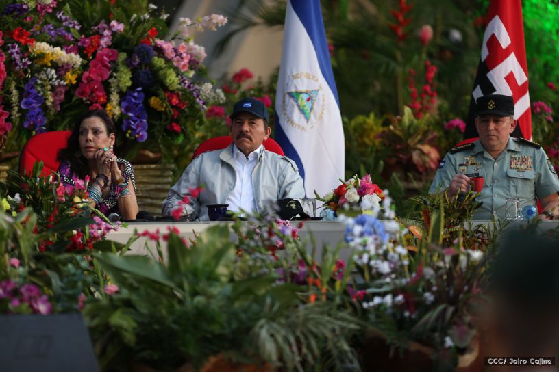 Daniel y Rosario conmemoran 49 aniversario de Pancasán y 37 aniversario del Cuerpo Médico Militar