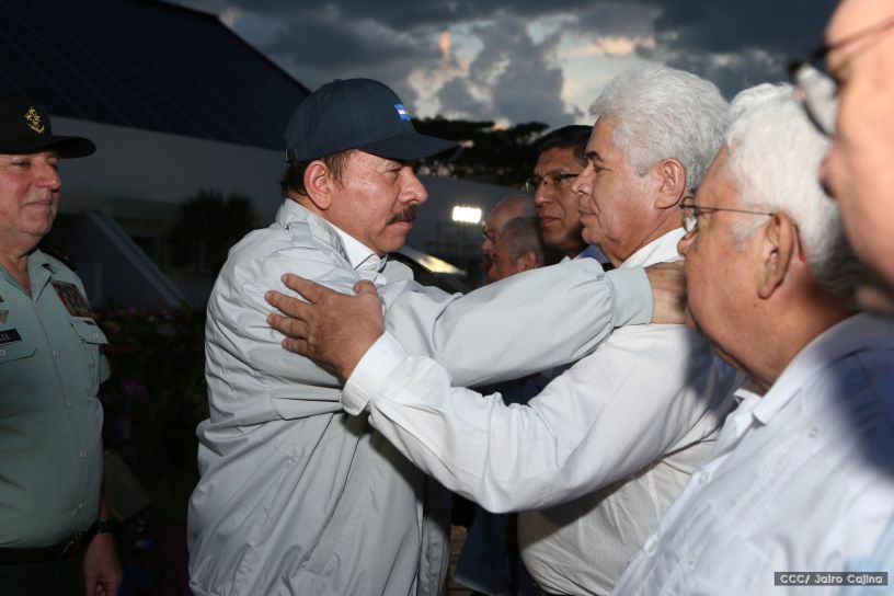 Daniel y Rosario conmemoran 49 aniversario de Pancasán y 37 aniversario del Cuerpo Médico Militar