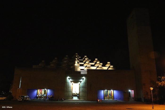 Misa Pascual en Catedral de Managua