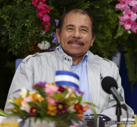 Entregan Medalla “Presidente de la República” a maestros eméritos y a los mejores maestros y estudiantes de Nicaragua