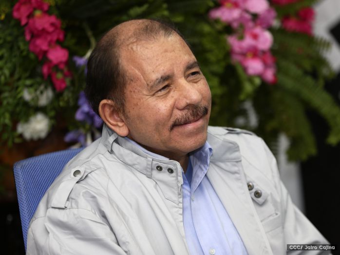 Entregan Medalla “Presidente de la República” a maestros eméritos y a los mejores maestros y estudiantes de Nicaragua