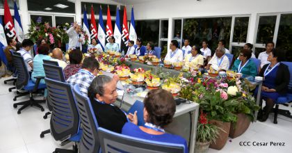 Entregan Medalla “Presidente de la República” a maestros eméritos y a los mejores maestros y estudiantes de Nicaragua