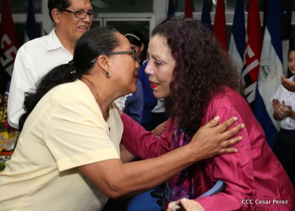 Entregan Medalla “Presidente de la República” a maestros eméritos y a los mejores maestros y estudiantes de Nicaragua