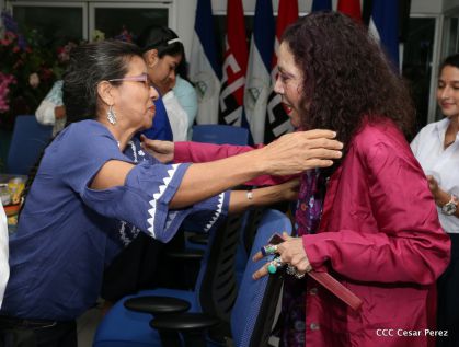 Entregan Medalla “Presidente de la República” a maestros eméritos y a los mejores maestros y estudiantes de Nicaragua