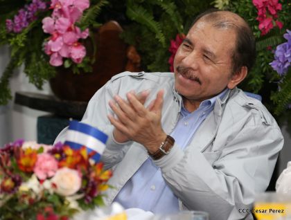 Entregan Medalla “Presidente de la República” a maestros eméritos y a los mejores maestros y estudiantes de Nicaragua