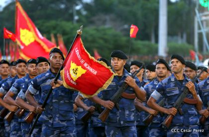 Desfile por el 37 Aniversario del Ejército de Nicaragua