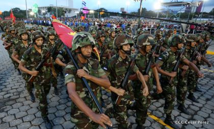Desfile por el 37 Aniversario del Ejército de Nicaragua