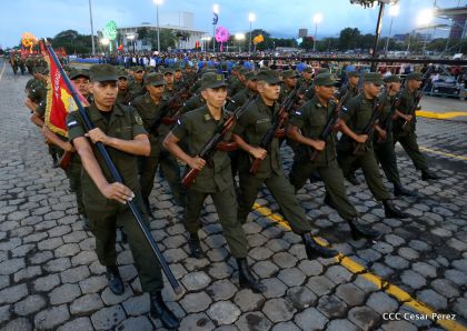 Desfile por el 37 Aniversario del Ejército de Nicaragua