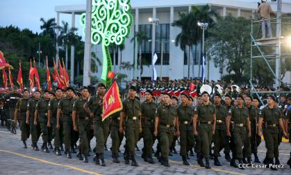 Desfile por el 37 Aniversario del Ejército de Nicaragua