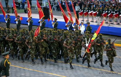 Desfile por el 37 Aniversario del Ejército de Nicaragua
