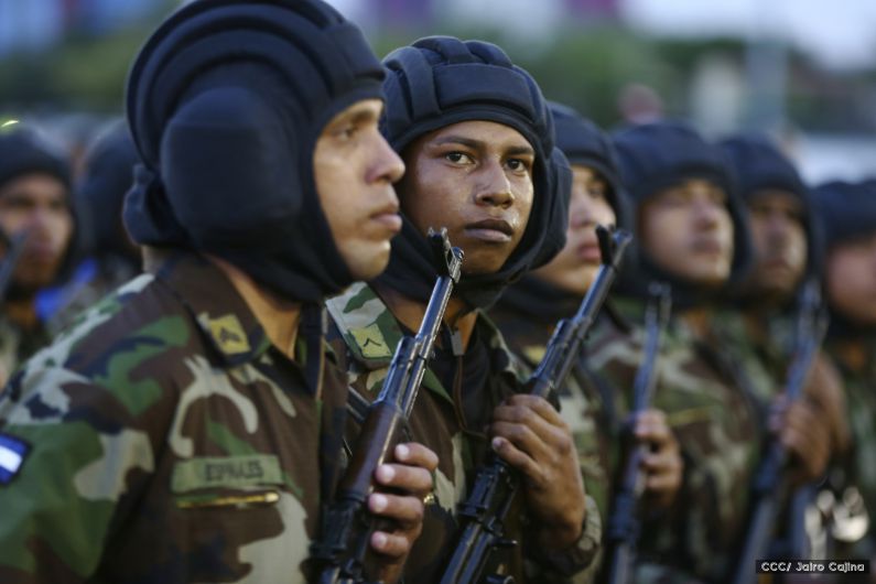 Desfile por el 37 Aniversario del Ejército de Nicaragua
