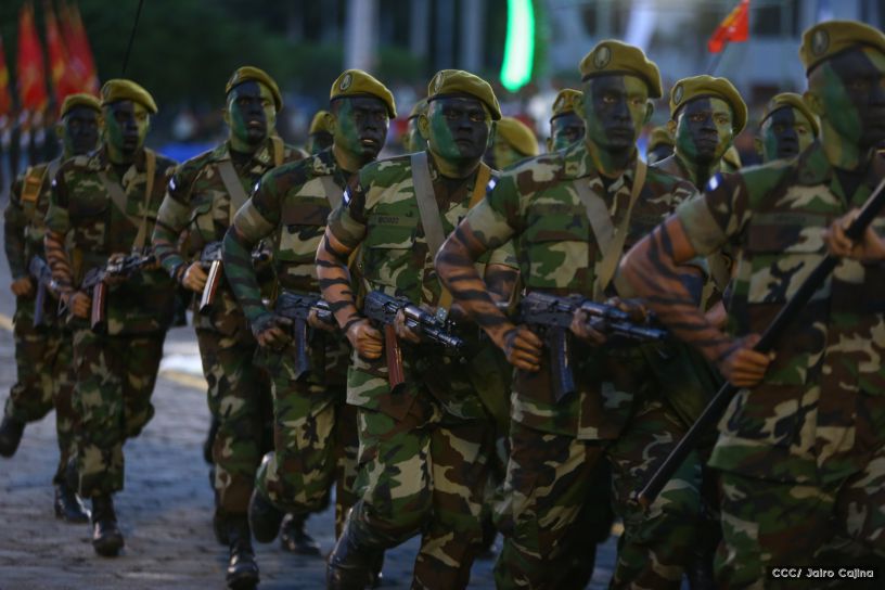 Desfile por el 37 Aniversario del Ejército de Nicaragua
