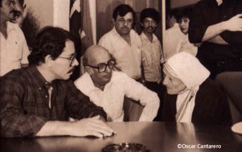 El encuentro entre Santa Teresa de Calcuta y el Comandante Daniel Ortega