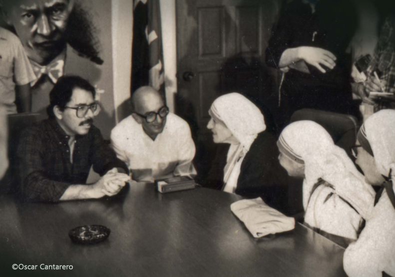 El encuentro entre Santa Teresa de Calcuta y el Comandante Daniel Ortega