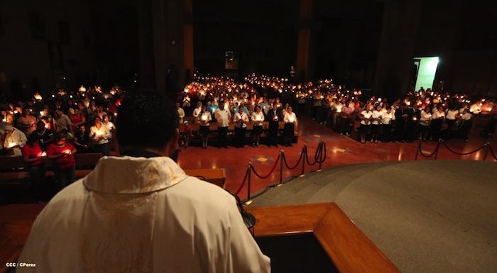 Misa Pascual en Catedral de Managua
