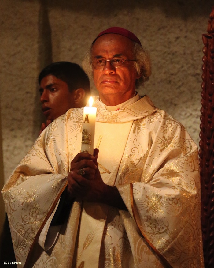 Misa Pascual en Catedral de Managua