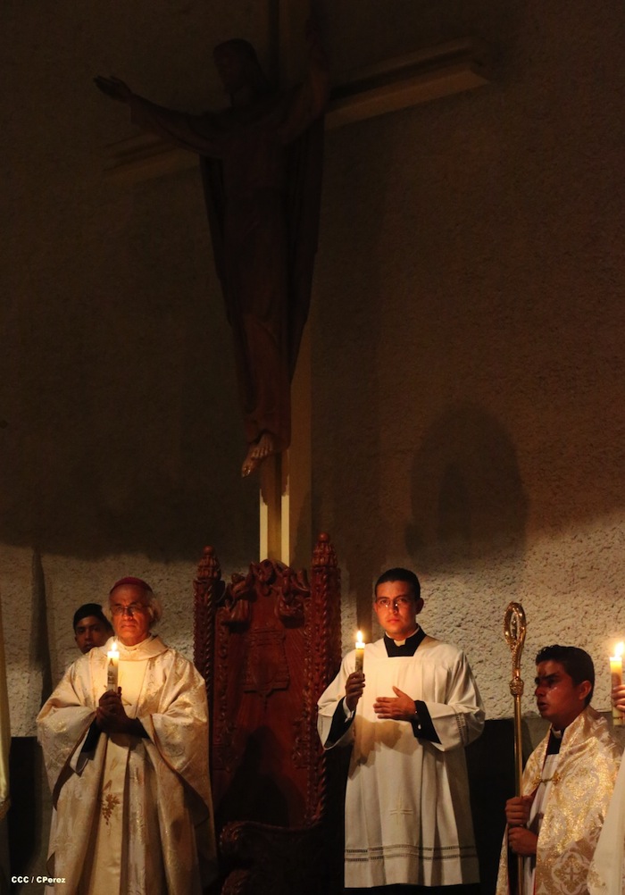 Misa Pascual en Catedral de Managua