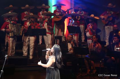 Homenaje a Juan Gabriel en el Teatro Nacional Rubén Darío