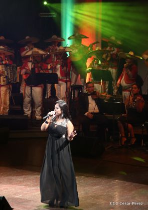 Homenaje a Juan Gabriel en el Teatro Nacional Rubén Darío