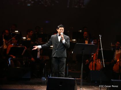 Homenaje a Juan Gabriel en el Teatro Nacional Rubén Darío