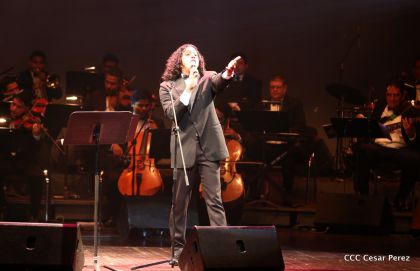 Homenaje a Juan Gabriel en el Teatro Nacional Rubén Darío
