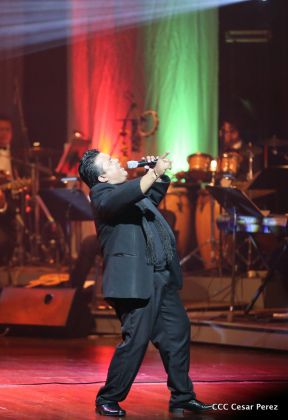 Homenaje a Juan Gabriel en el Teatro Nacional Rubén Darío