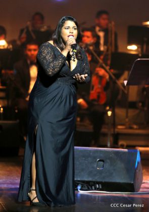 Homenaje a Juan Gabriel en el Teatro Nacional Rubén Darío