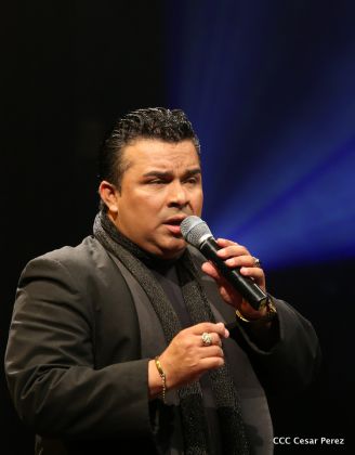 Homenaje a Juan Gabriel en el Teatro Nacional Rubén Darío