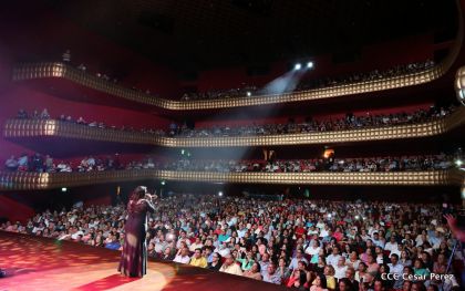Homenaje a Juan Gabriel en el Teatro Nacional Rubén Darío