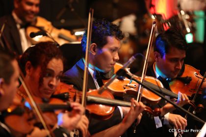 Homenaje a Juan Gabriel en el Teatro Nacional Rubén Darío