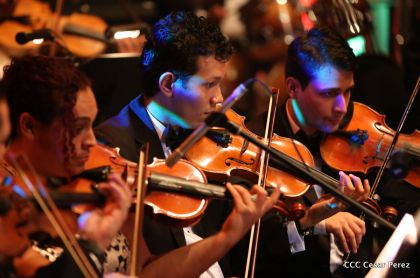 Homenaje a Juan Gabriel en el Teatro Nacional Rubén Darío